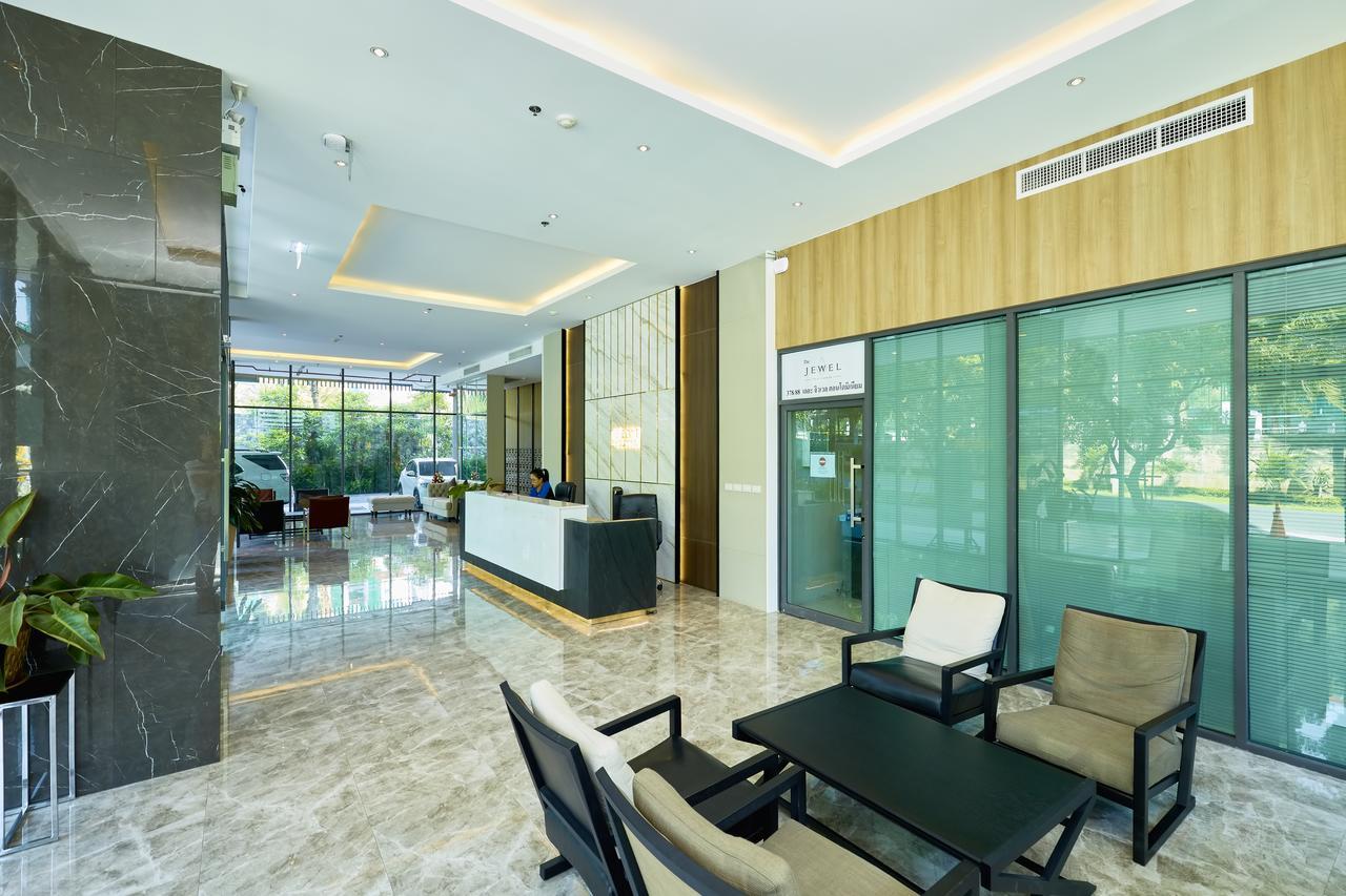 The Point By Tech Apartamento Pattaya Exterior foto